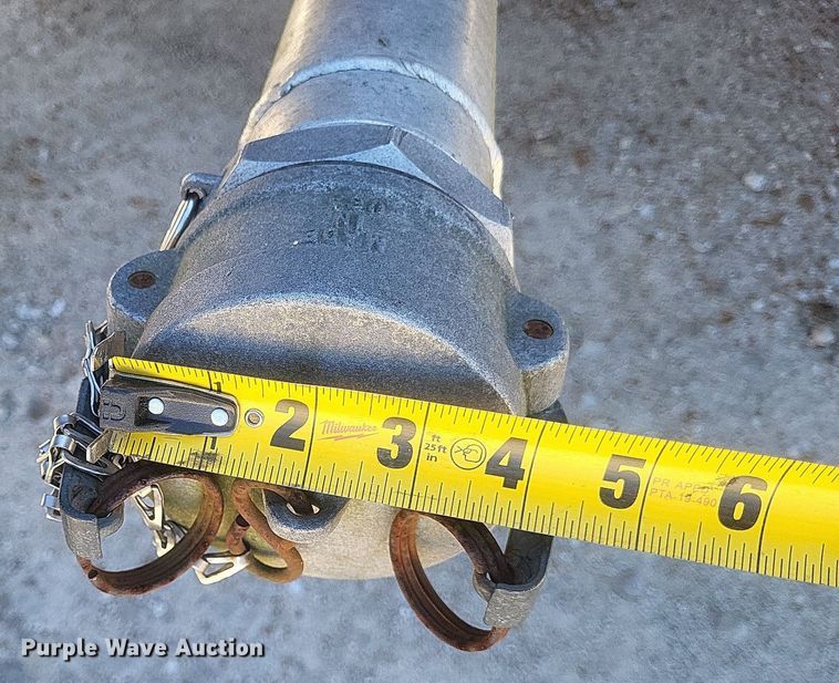 image for item DO4881 1998 Freightliner FL112 semi truck