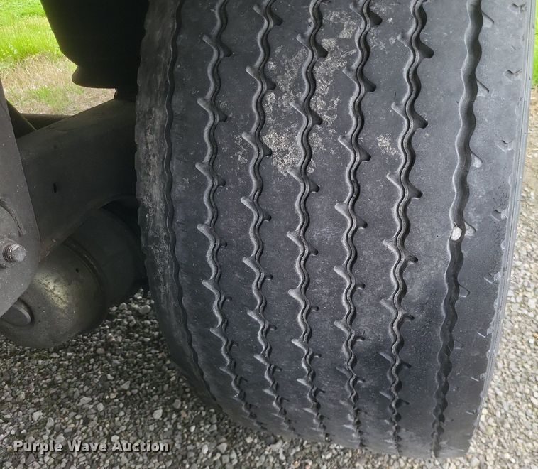 image for item DO4887 2011 Wabash  DVCVHP0 dry van trailer