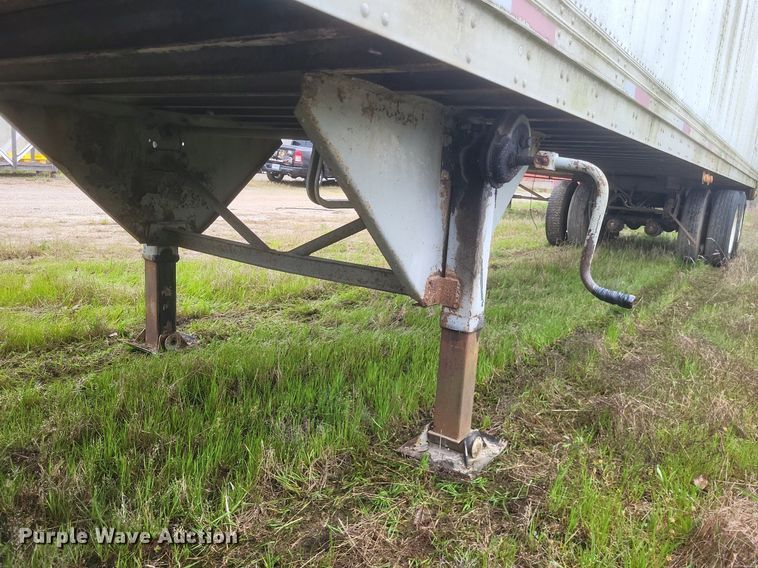 image for item DO4888 1986 Trailmobile  dry van trailer