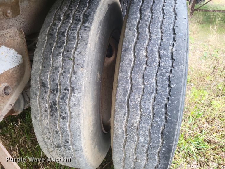 image for item DO4888 1986 Trailmobile  dry van trailer