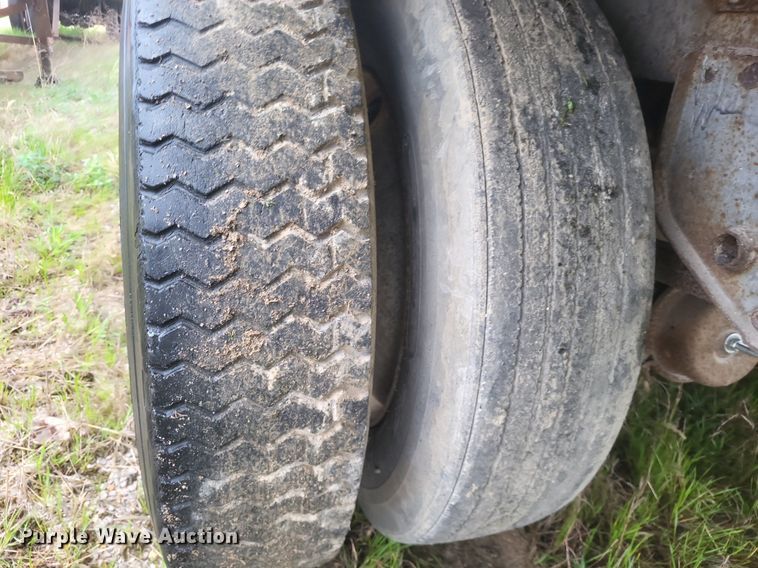 image for item DO4888 1986 Trailmobile  dry van trailer