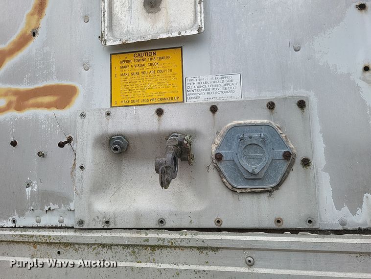 image for item DO4889 1988 Utility  VS2P dry van trailer