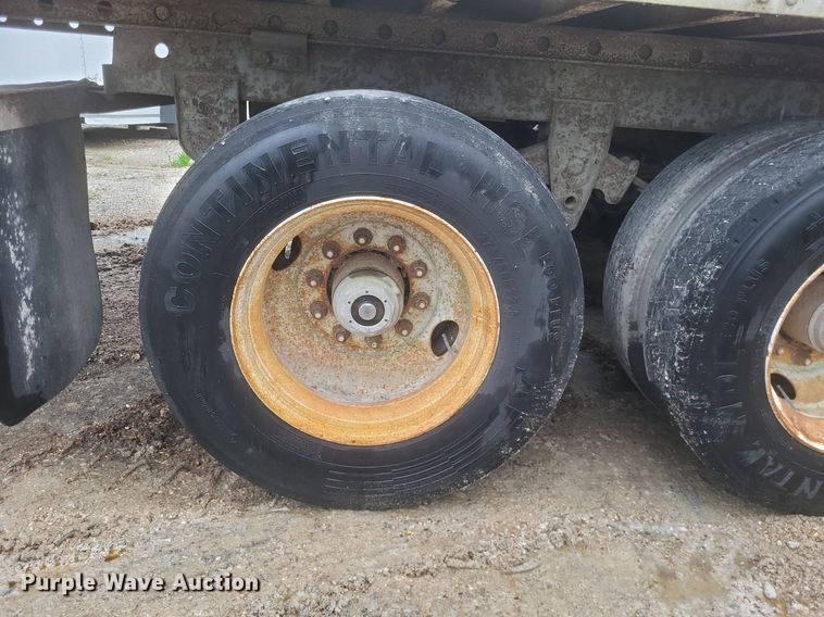 image for item DO4894 1993 Trailmobile  dry van trailer