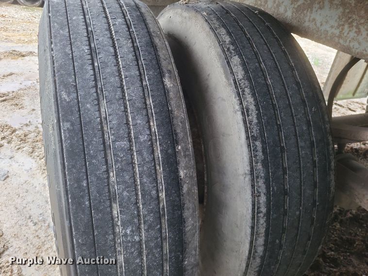 image for item DO4894 1993 Trailmobile  dry van trailer