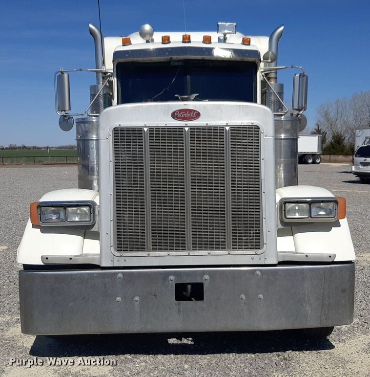image for item DP2714 2001 Peterbilt 379 semi truck