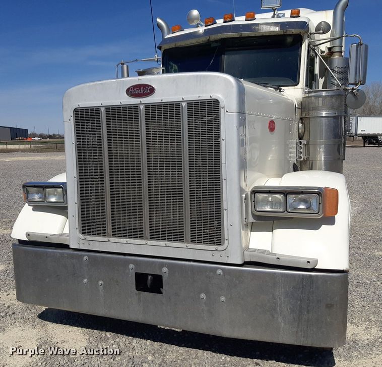 image for item DP2714 2001 Peterbilt 379 semi truck