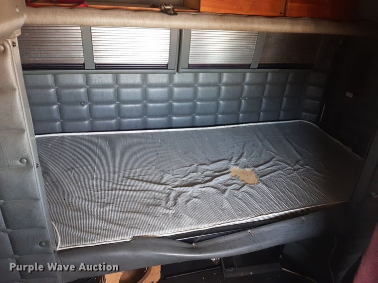 image for item DP2714 2001 Peterbilt 379 semi truck