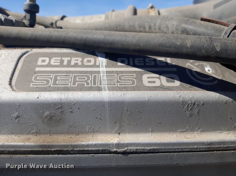 image for item DP2714 2001 Peterbilt 379 semi truck