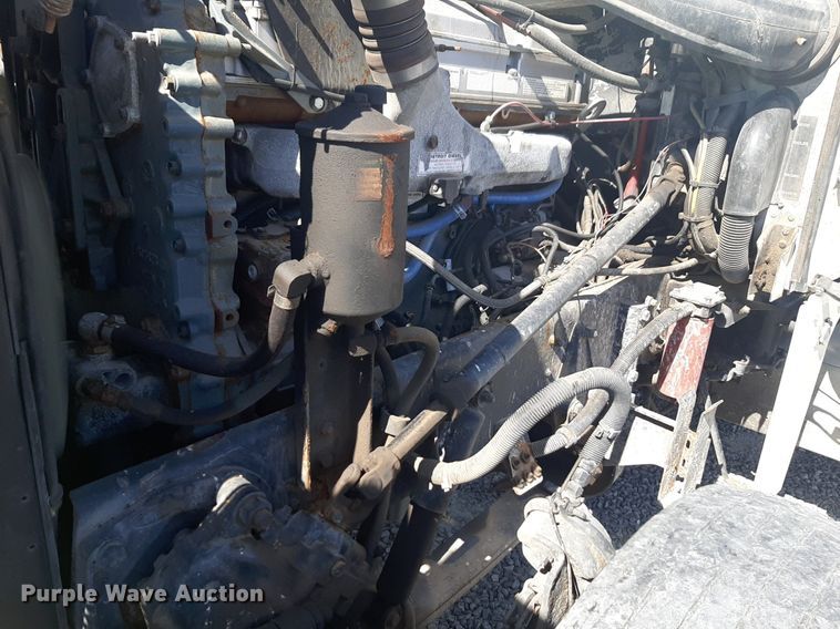 image for item DP2714 2001 Peterbilt 379 semi truck