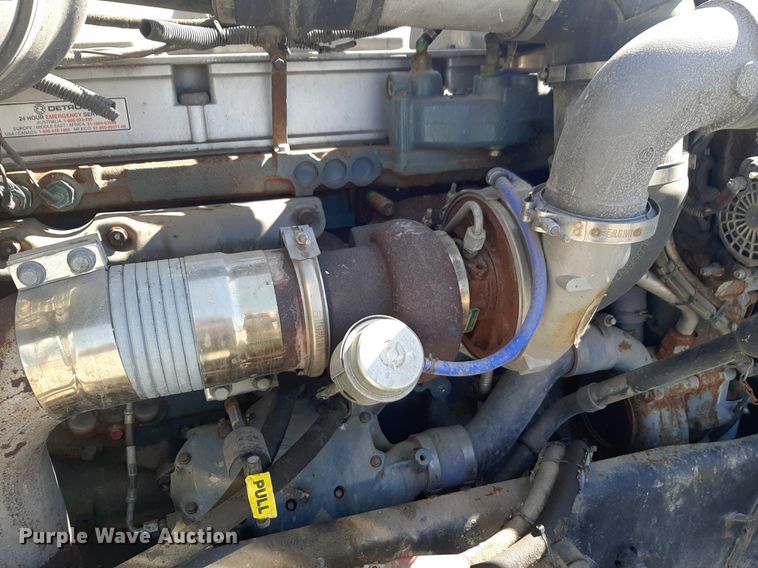 image for item DP2714 2001 Peterbilt 379 semi truck