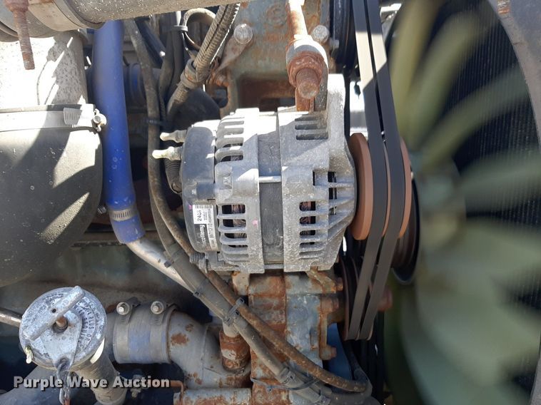 image for item DP2714 2001 Peterbilt 379 semi truck