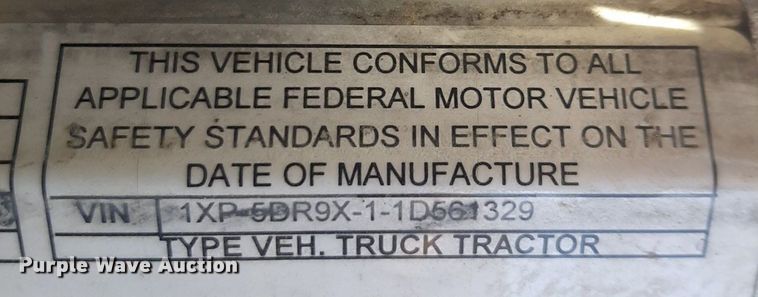 image for item DP2714 2001 Peterbilt 379 semi truck