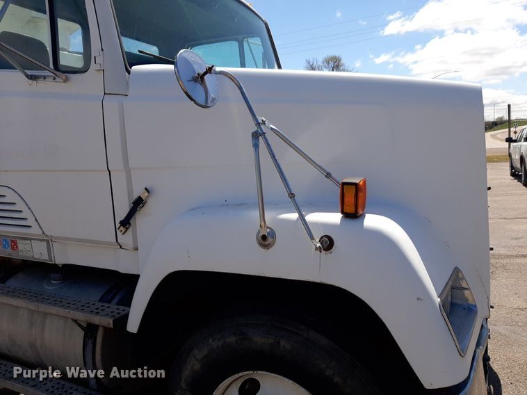 image for item DP2772 1994 Freightliner  vacuum truck