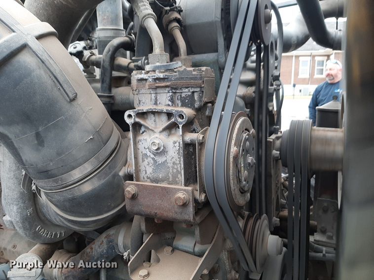 image for item DP2772 1994 Freightliner  vacuum truck