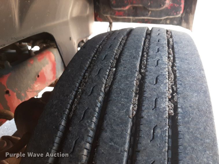 image for item DP2772 1994 Freightliner  vacuum truck