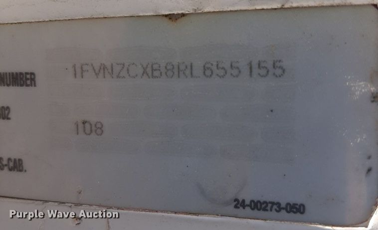 image for item DP2772 1994 Freightliner  vacuum truck