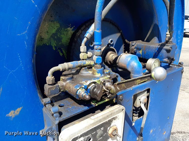 image for item DP2773 1999 Freightliner  FL112 sewer jetter truck