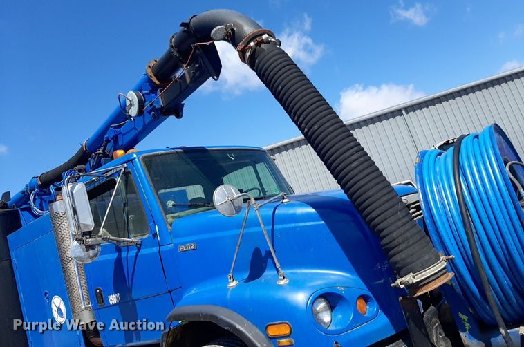 image for item DP2773 1999 Freightliner  FL112 sewer jetter truck