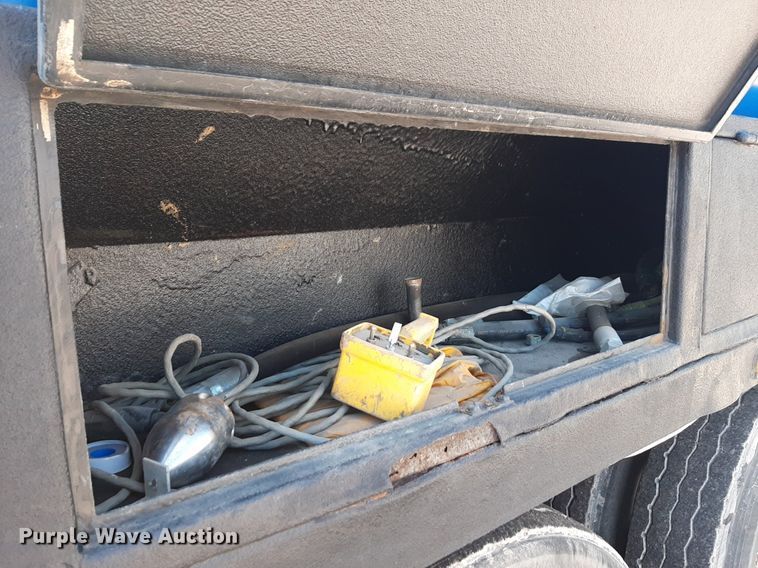 image for item DP2773 1999 Freightliner  FL112 sewer jetter truck