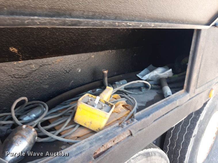 image for item DP2773 1999 Freightliner  FL112 sewer jetter truck