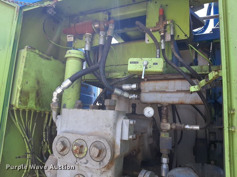 image for item DP2773 1999 Freightliner  FL112 sewer jetter truck