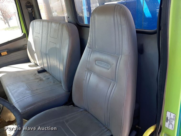 image for item DP2773 1999 Freightliner  FL112 sewer jetter truck