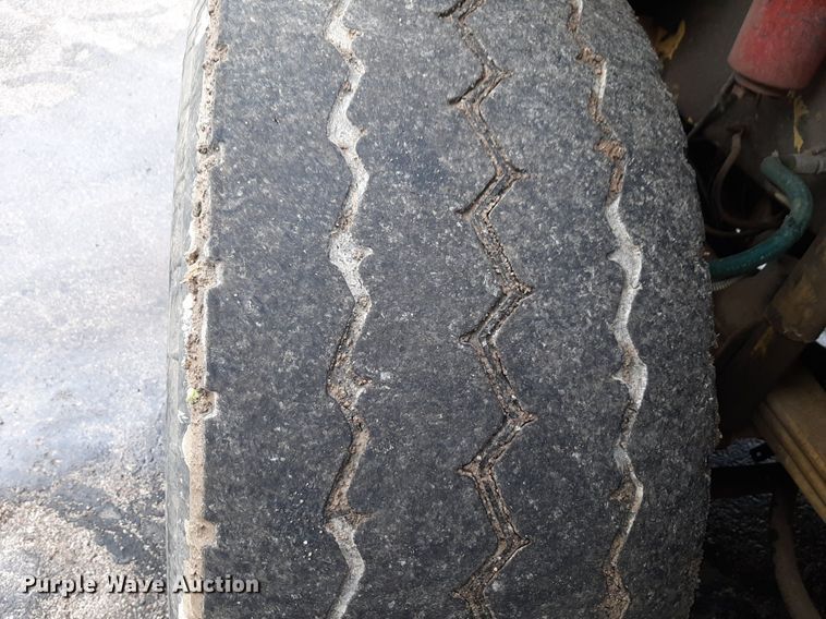 image for item DP2773 1999 Freightliner  FL112 sewer jetter truck