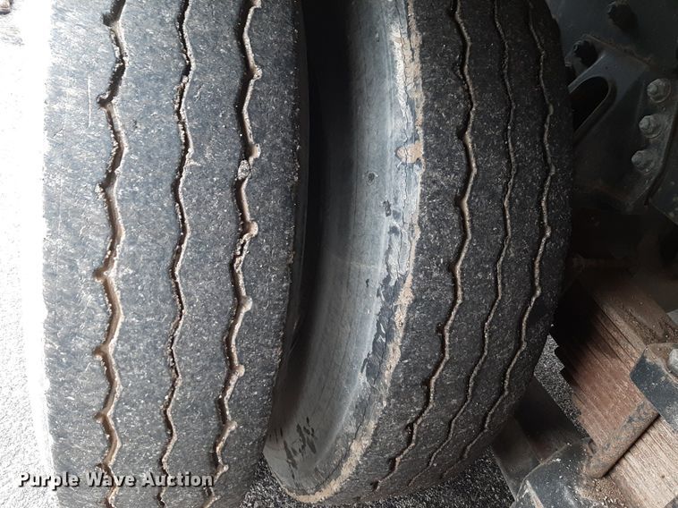 image for item DP2773 1999 Freightliner  FL112 sewer jetter truck