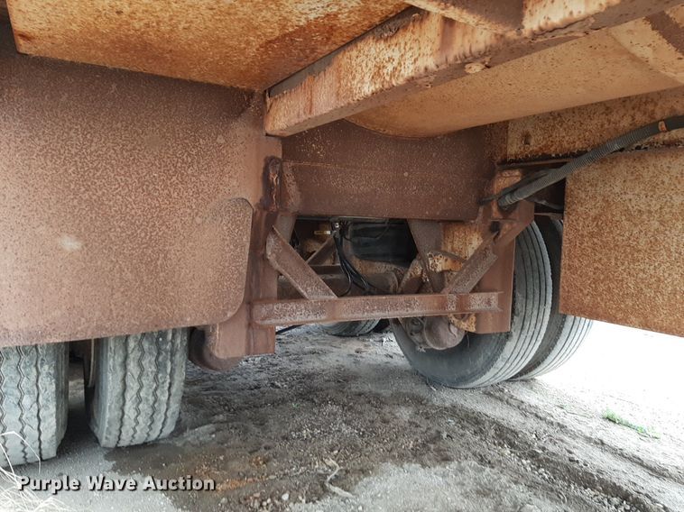 image for item DP2783 2012 Carrocerias Gallegos tank trailer