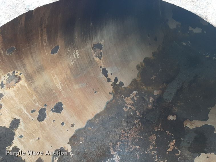 image for item DP2783 2012 Carrocerias Gallegos tank trailer