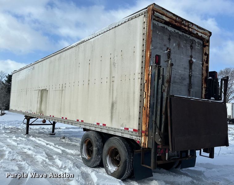 image for item DQ0617 1981 Stoughton FRPV-455T-AR dry van trailer