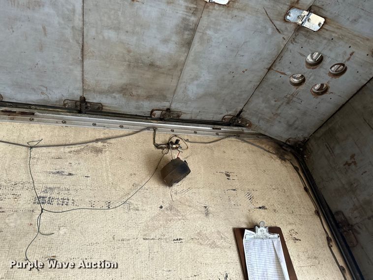 image for item DQ0617 1981 Stoughton FRPV-455T-AR dry van trailer