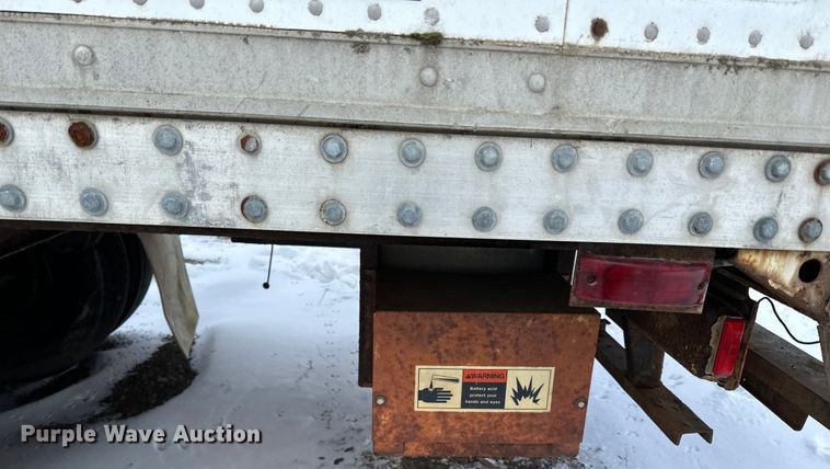 image for item DQ0618 1984 Budd dry van trailer