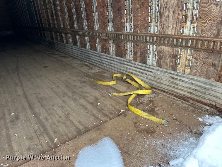 image for item DQ0618 1984 Budd dry van trailer