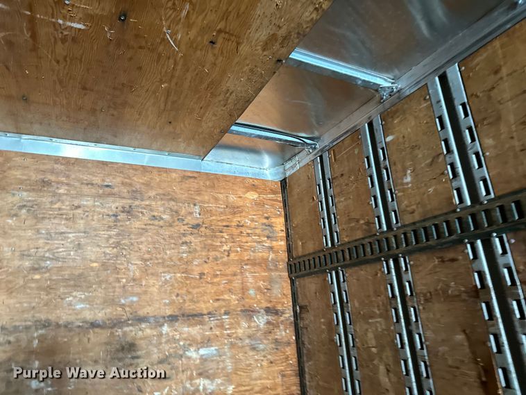 image for item DQ0618 1984 Budd dry van trailer