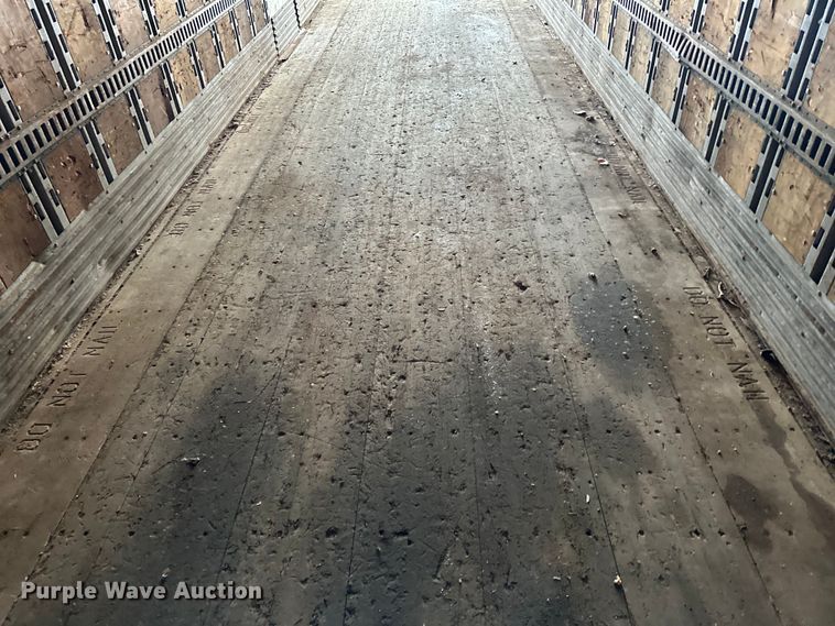 image for item DQ0618 1984 Budd dry van trailer