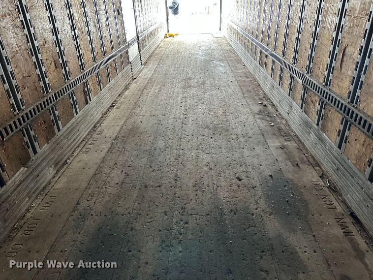 image for item DQ0618 1984 Budd dry van trailer