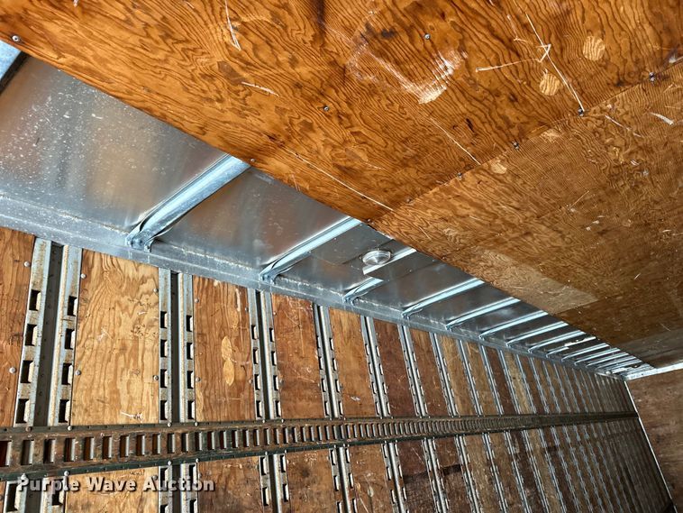 image for item DQ0618 1984 Budd dry van trailer