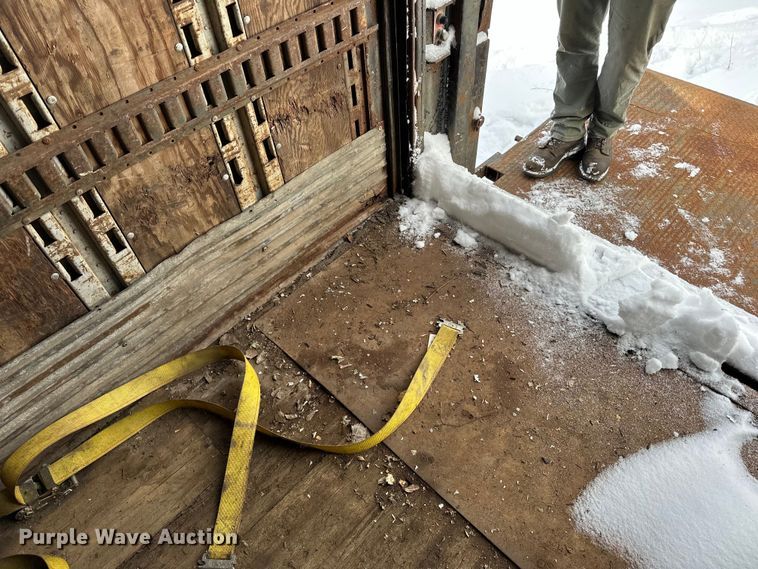 image for item DQ0618 1984 Budd dry van trailer