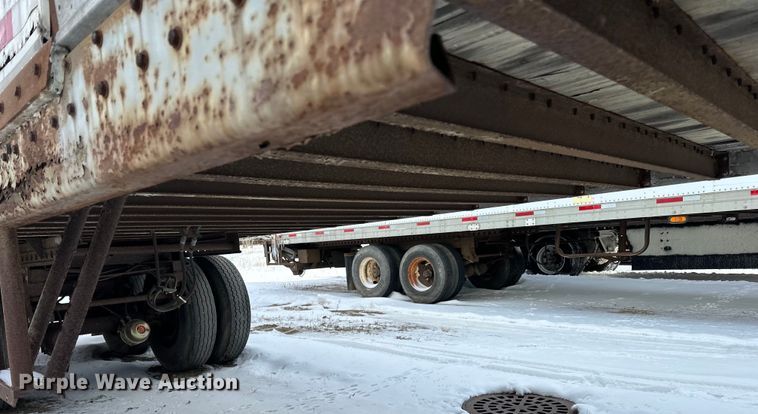 image for item DQ0618 1984 Budd dry van trailer