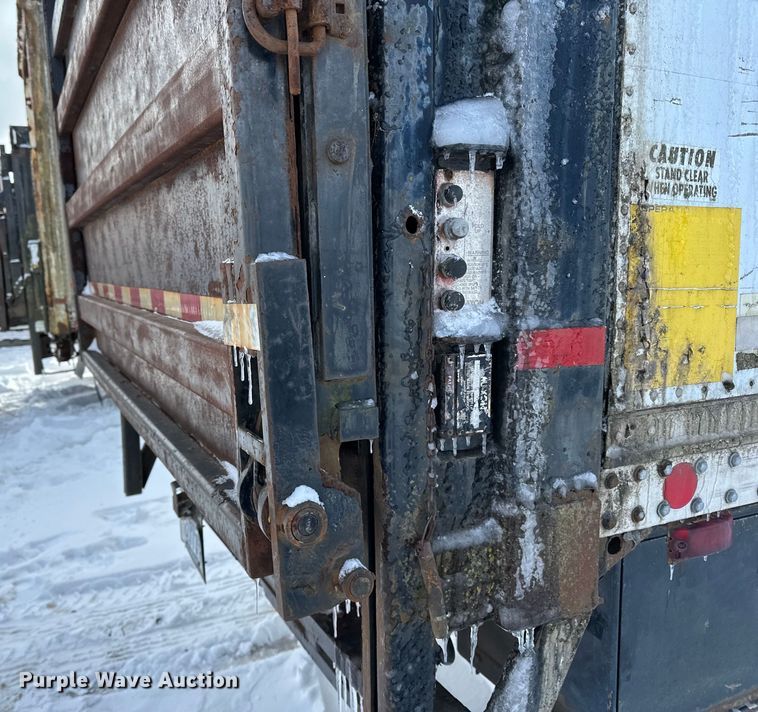 image for item DQ0619 1984 Budd dry van trailer