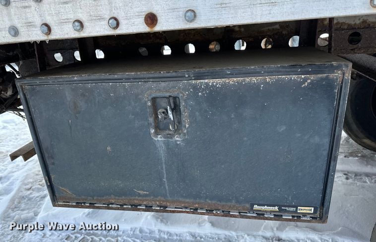 image for item DQ0619 1984 Budd dry van trailer