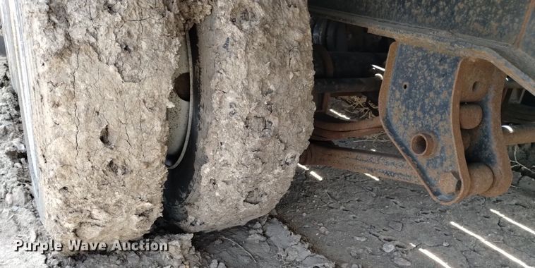 image for item DQ6041 2013 Kaufman  drop deck equipment trailer