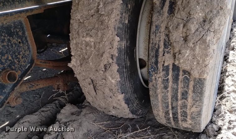 image for item DQ6041 2013 Kaufman  drop deck equipment trailer