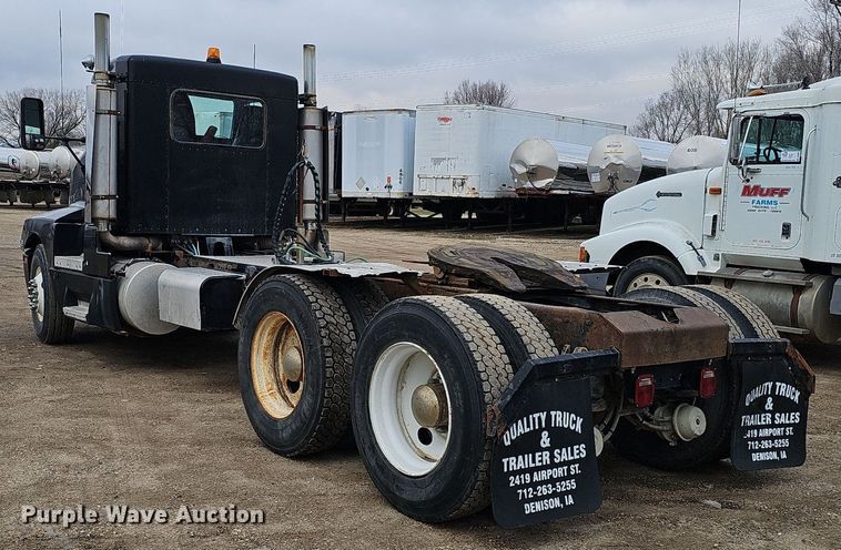 image for item DQ8669 1992 Kenworth T660 semi truck