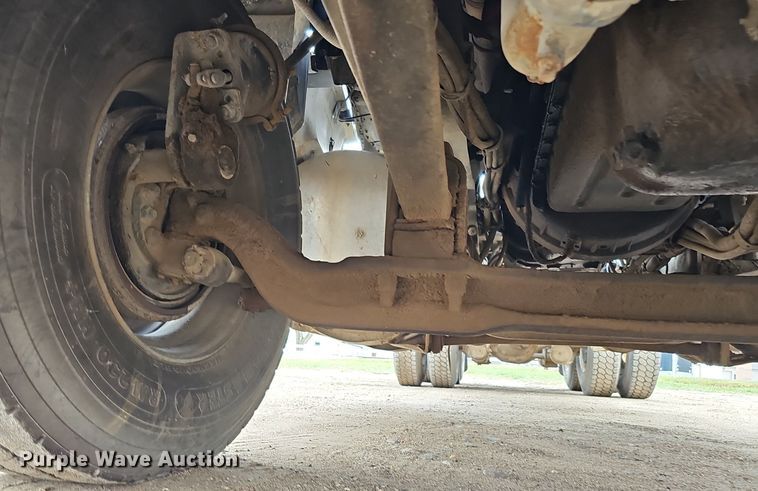 image for item DQ8669 1992 Kenworth T660 semi truck