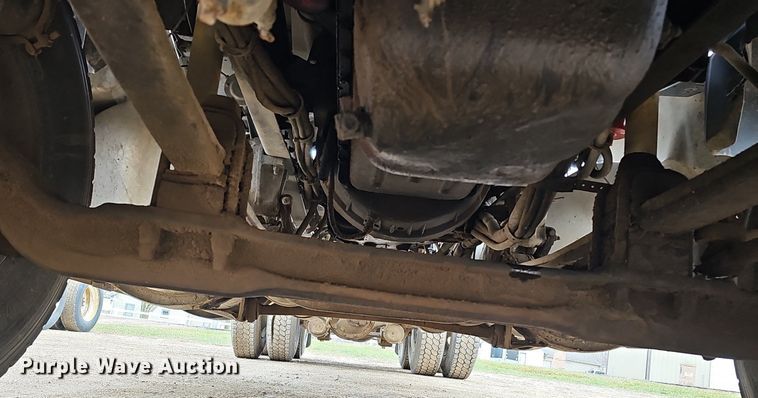 image for item DQ8669 1992 Kenworth T660 semi truck