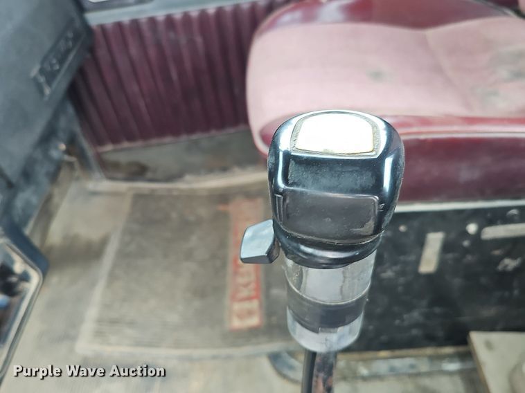 image for item DQ8669 1992 Kenworth T660 semi truck