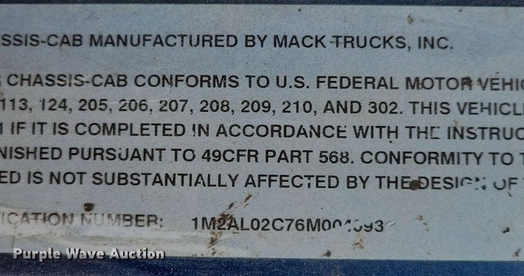 image for item DR7972 2006 Mack CT713 truck cab and chassis