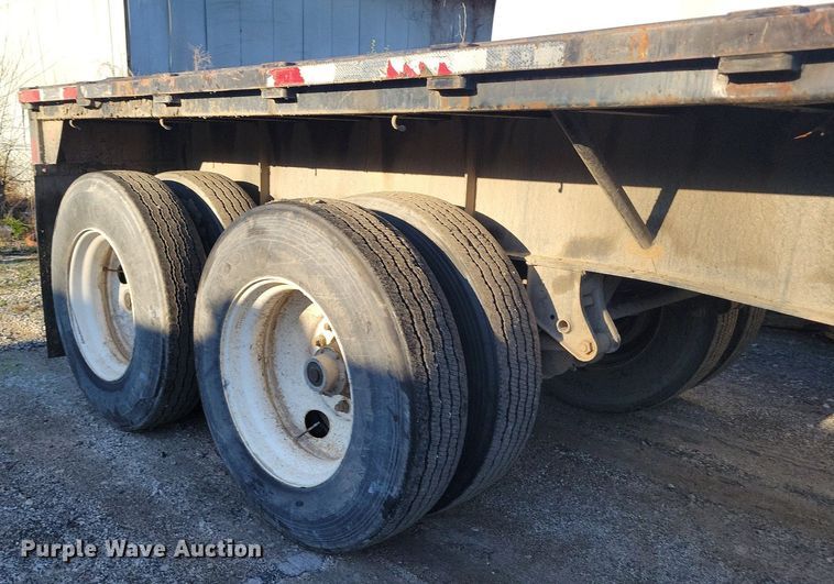 image for item DR7983 1988 Transcraft TL-90K-45 flatbed trailer